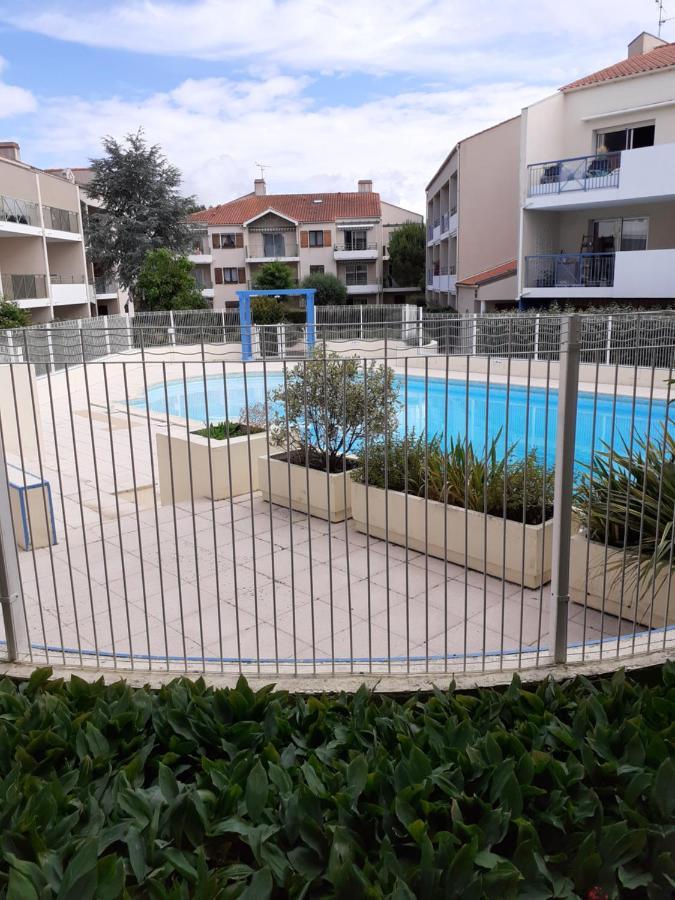 Appartement Au Calme Avec Piscine Et Parking Dans Residence Securisee Сен-Жан-де-Мон Экстерьер фото